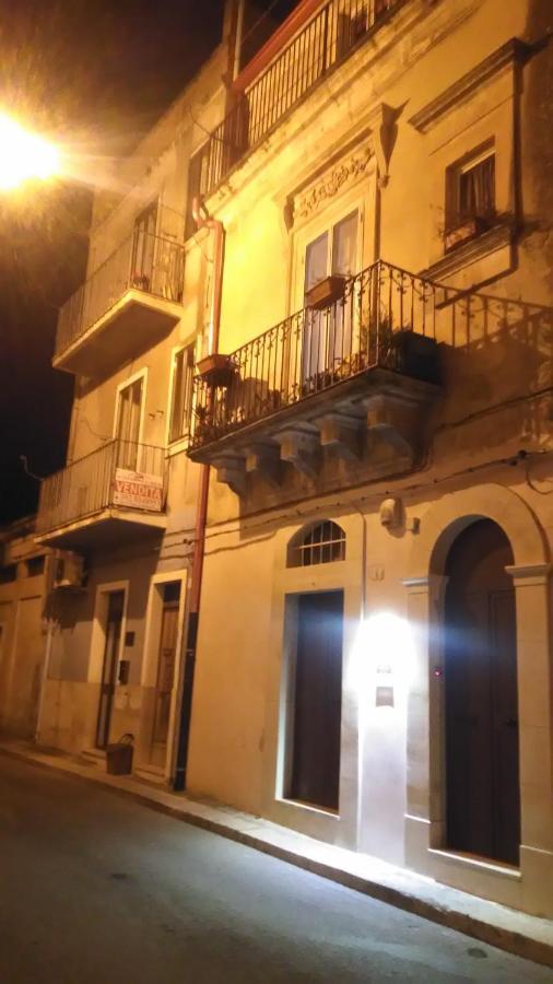Casa Dell'Aquila Barocca Apartment Ragusa Ngoại thất bức ảnh