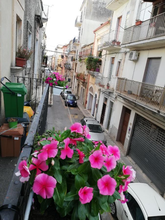 Casa Dell'Aquila Barocca Apartment Ragusa Ngoại thất bức ảnh